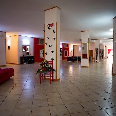 Hotel Residence Lupiae Lecce Buitenkant foto
