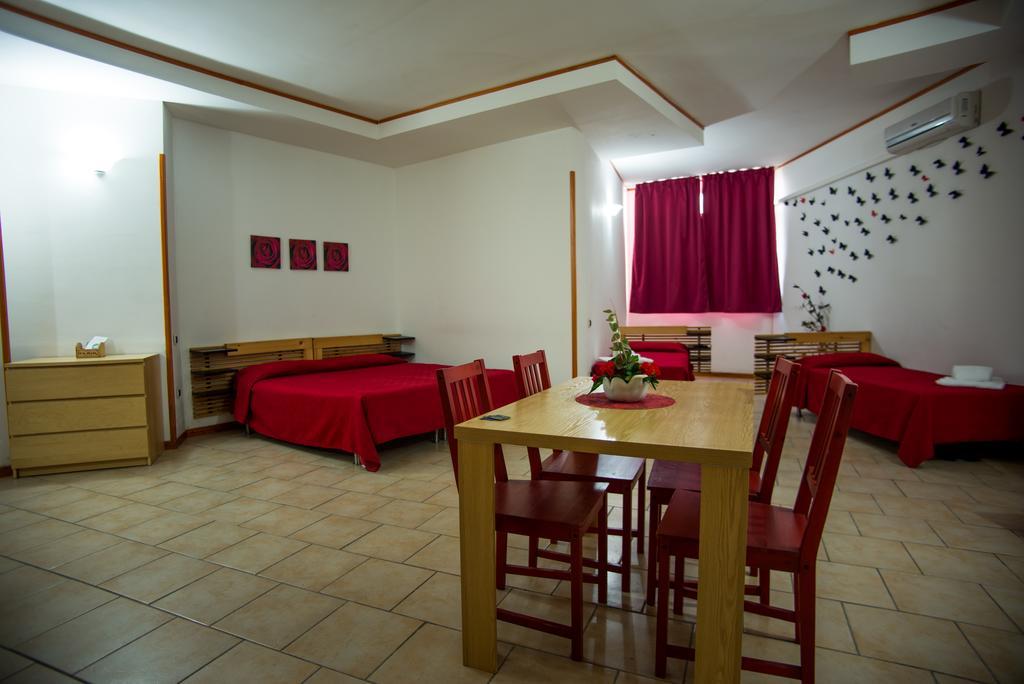 Hotel Residence Lupiae Lecce Buitenkant foto