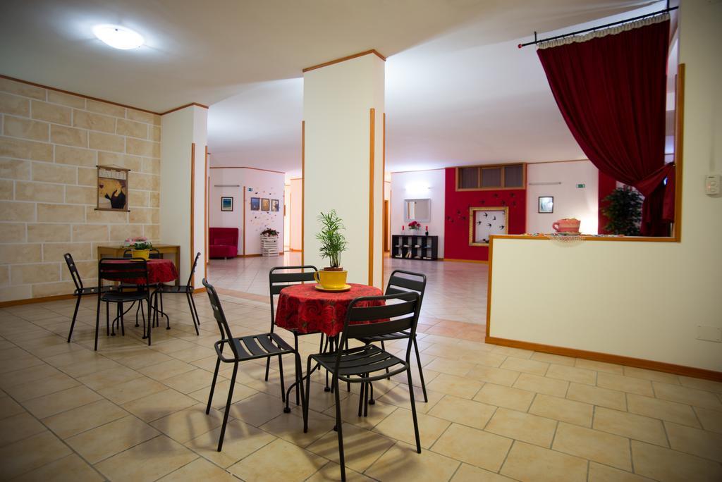 Hotel Residence Lupiae Lecce Buitenkant foto